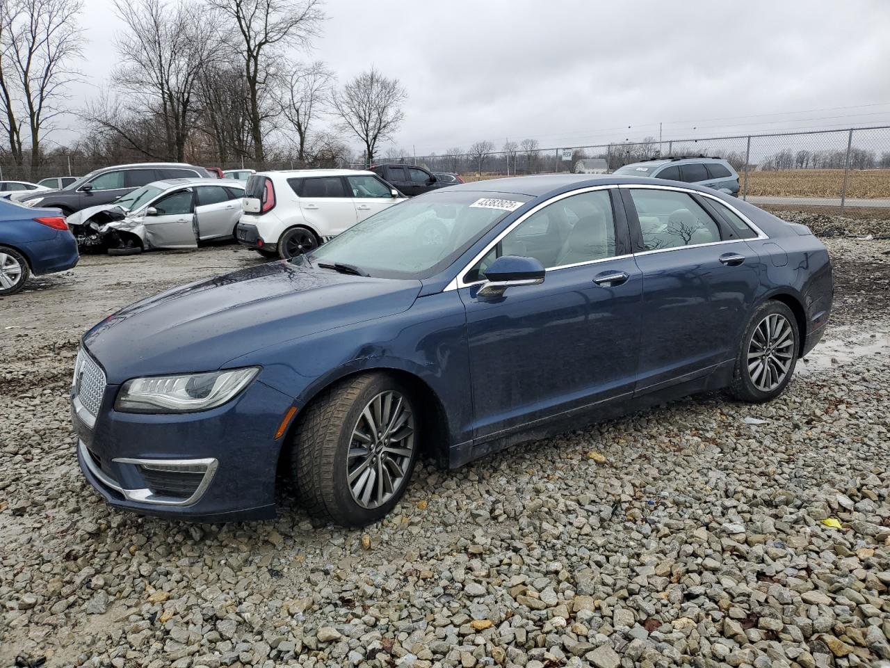 3LN6L5A94HR613581 LINCOLN MKZ PREMIE 2017