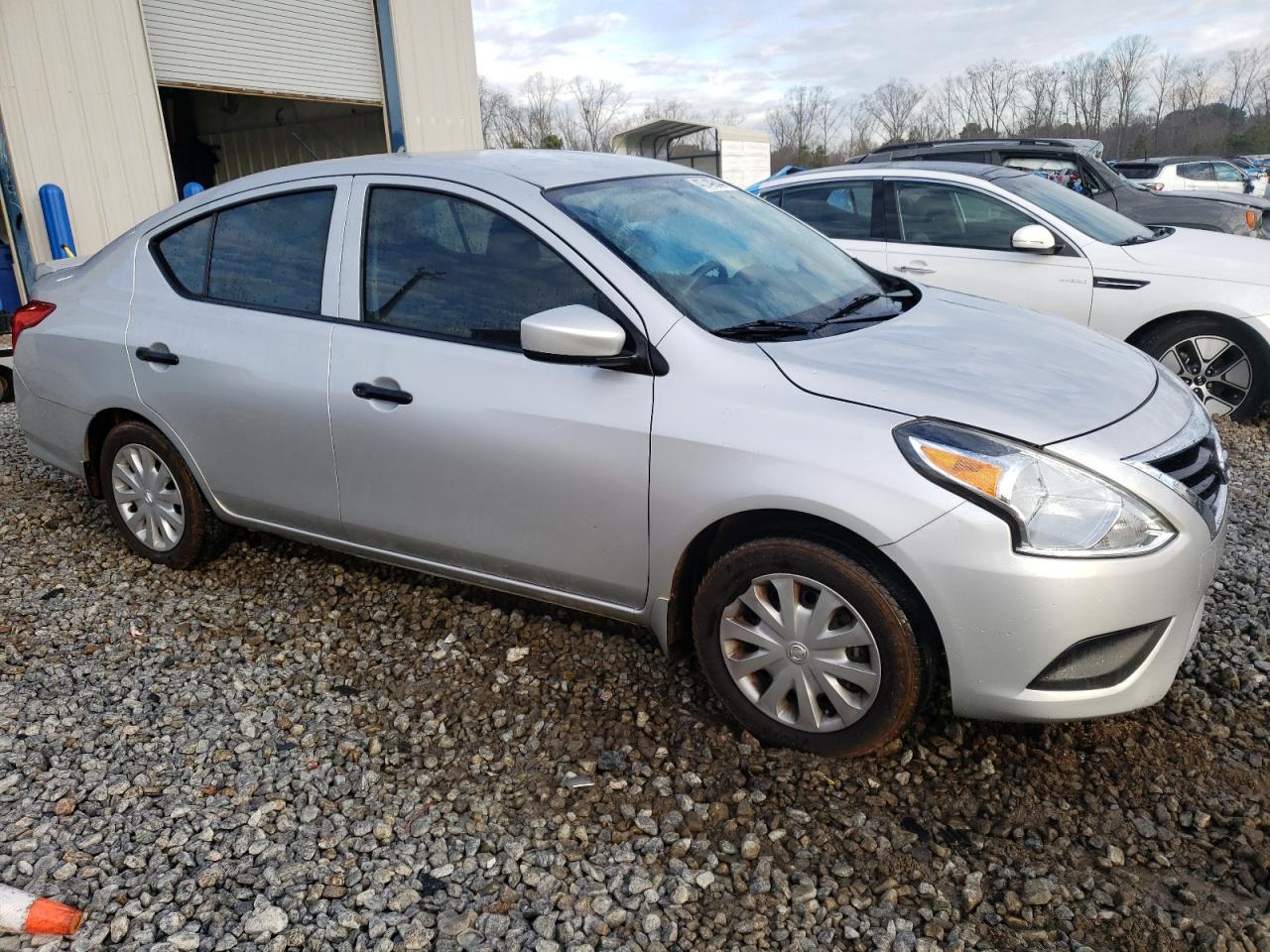 2018 Nissan Versa S vin: 3N1CN7AP0JL814532