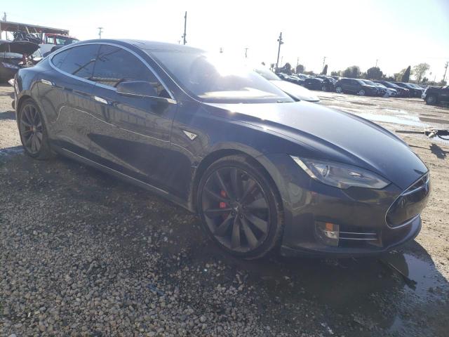 2015 TESLA MODEL S P8 5YJSA1H47FF097047