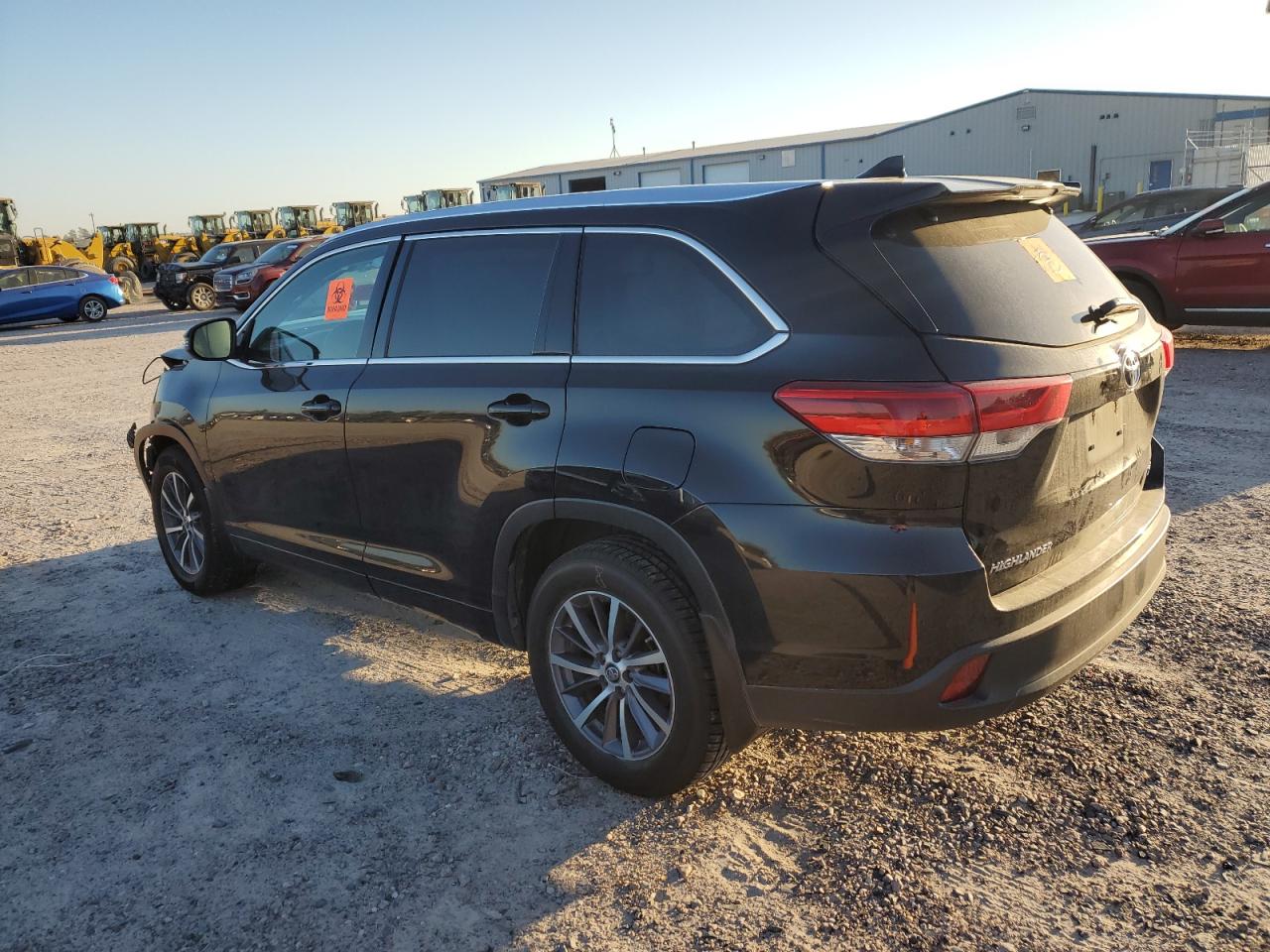 5TDKZRFH2JS544224 TOYOTA HIGHLANDER 2018