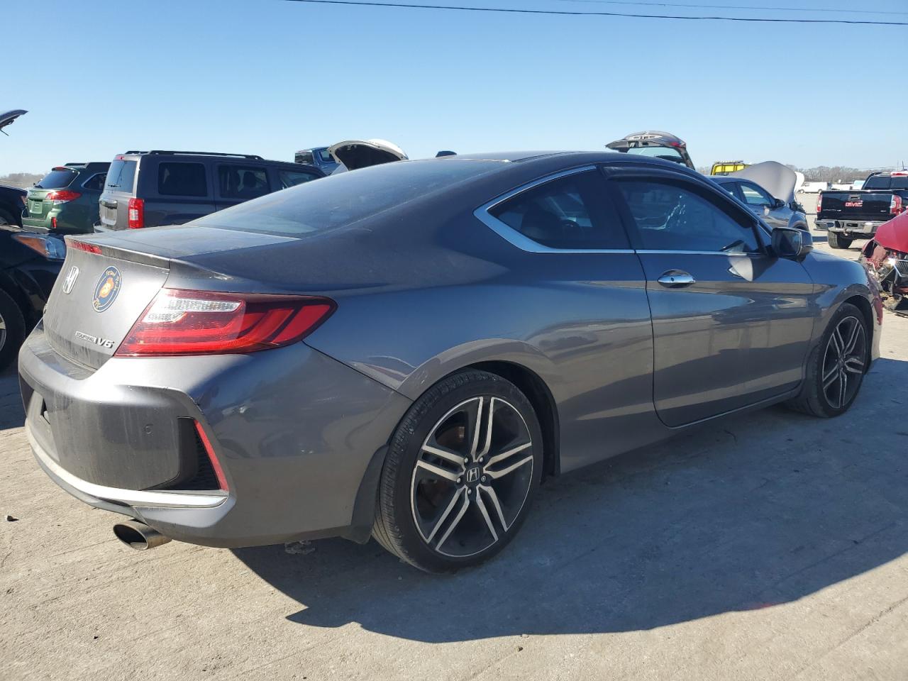 1HGCT2B00GA004407 HONDA ACCORD 2016