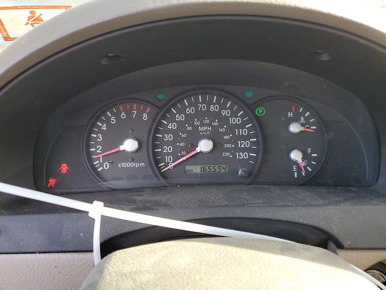 KNDJC733X45183815 2004 Kia Sorento Ex