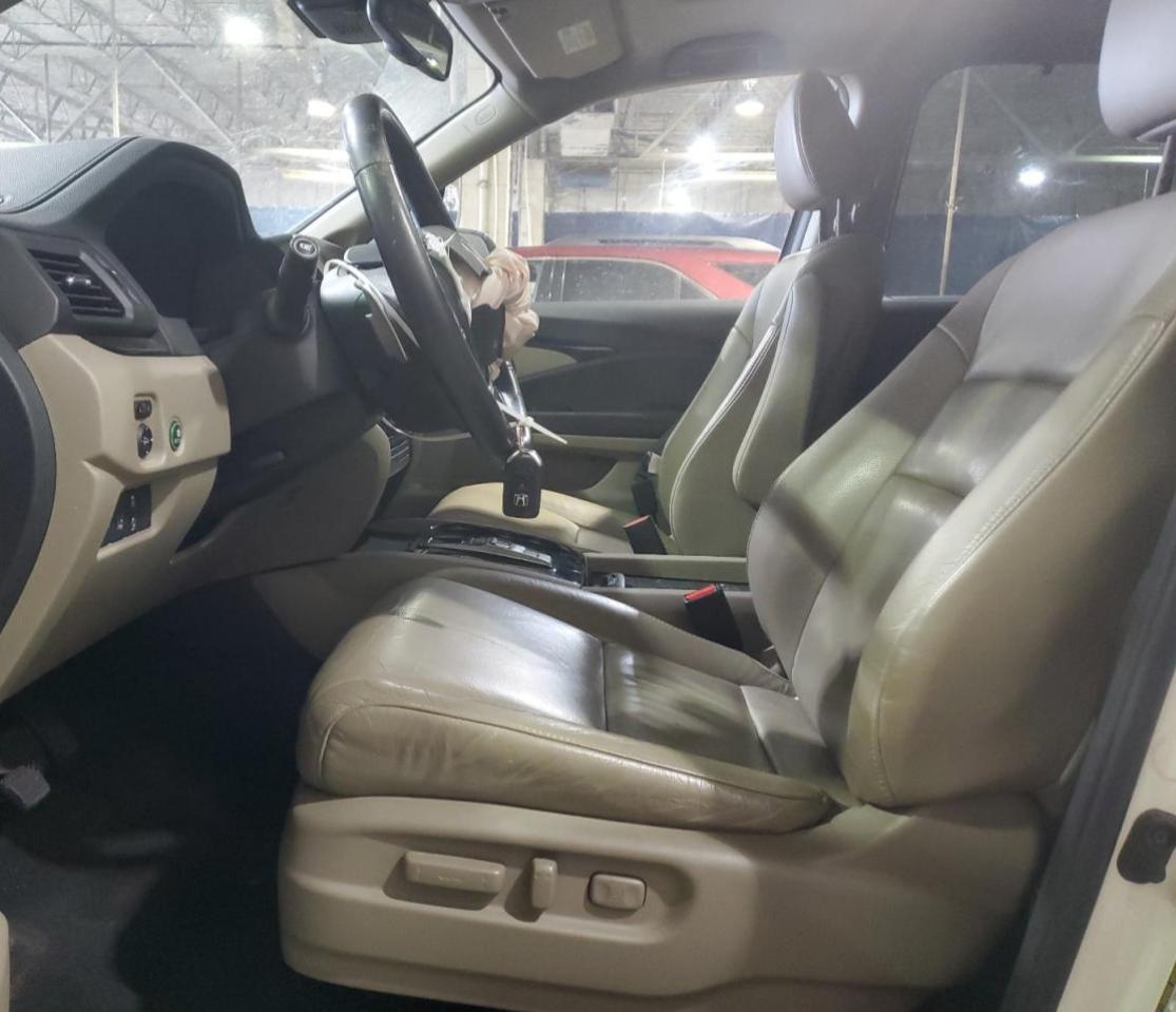 5FNYF6H98GB048221 HONDA PILOT 2016