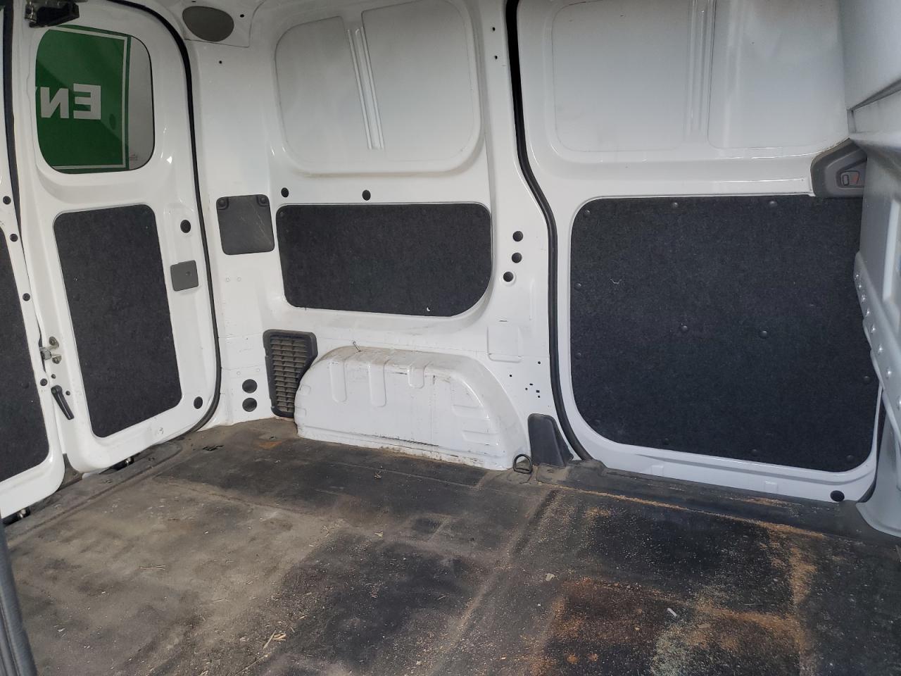 3N6CM0KN1GK699911 NISSAN NV 2016