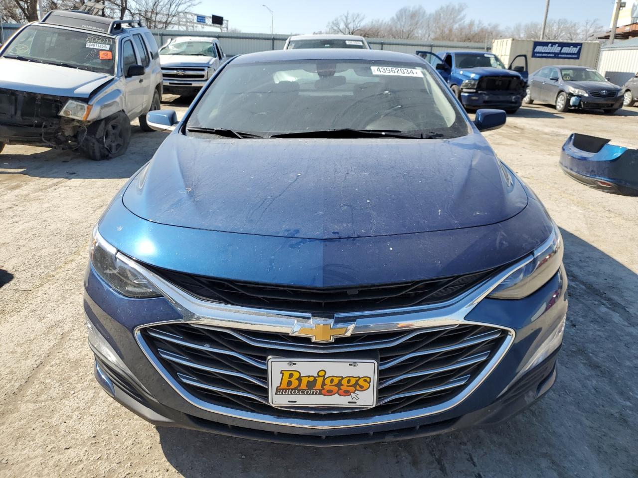 1G1ZD5ST7KF208675 CHEVROLET MALIBU 2019