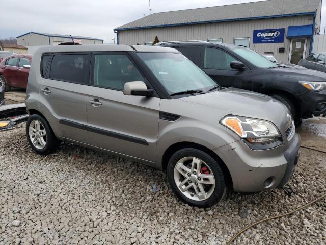 2011 Kia Soul + VIN: KNDJT2A20B7330450 Lot: 43983574