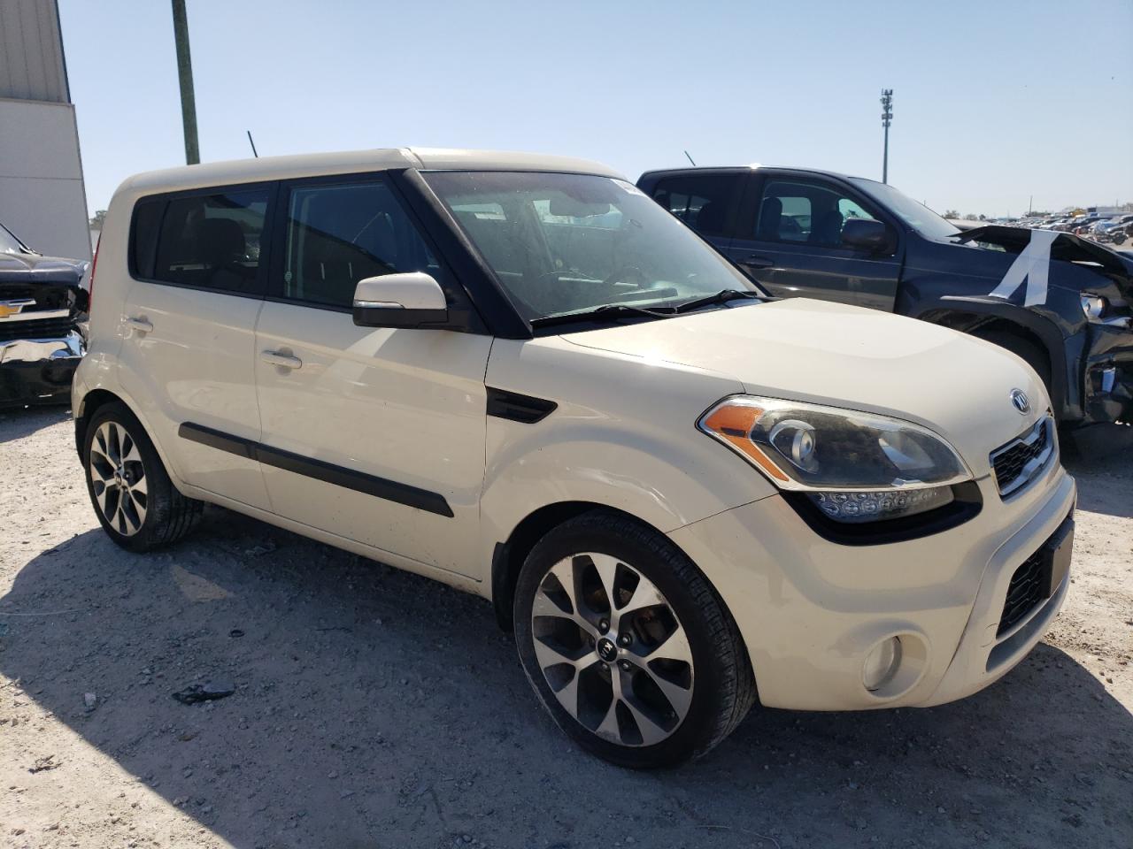 KNDJT2A65D7521951 2013 Kia Soul +