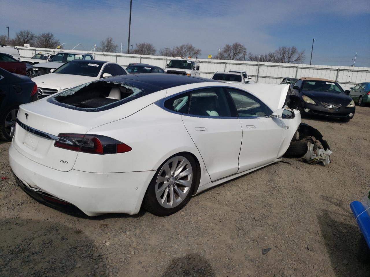 5YJSA1E2XHF195267 TESLA MODEL S 2017
