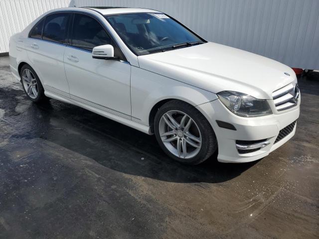 VIN WDDGF4HB5DR273291 2013 Mercedes-Benz C-Class, 250 no.4