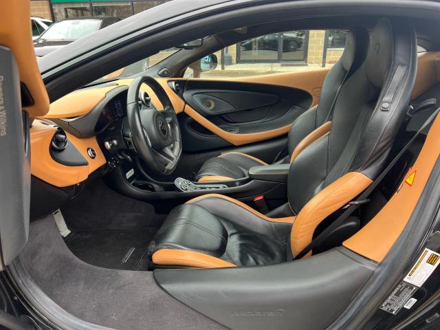 2016 MCLAREN AUTOMOTIVE 570S SBM13DAA4GW000107