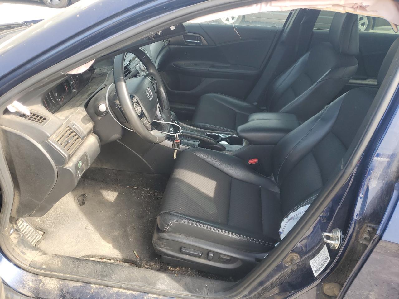 1HGCR2F62HA127284 HONDA ACCORD 2017