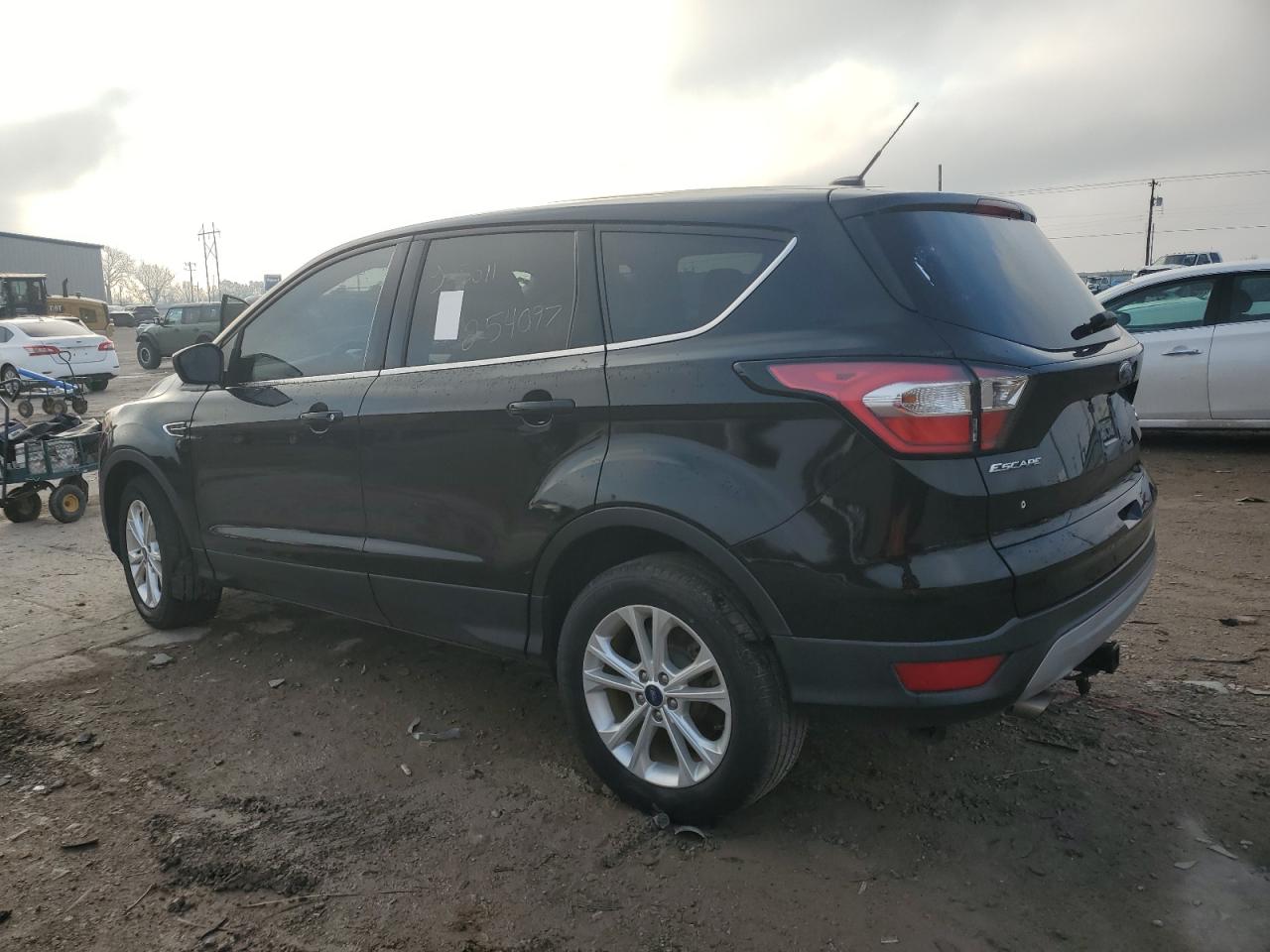 1FMCU0GD7HUC38373 FORD ESCAPE 2017