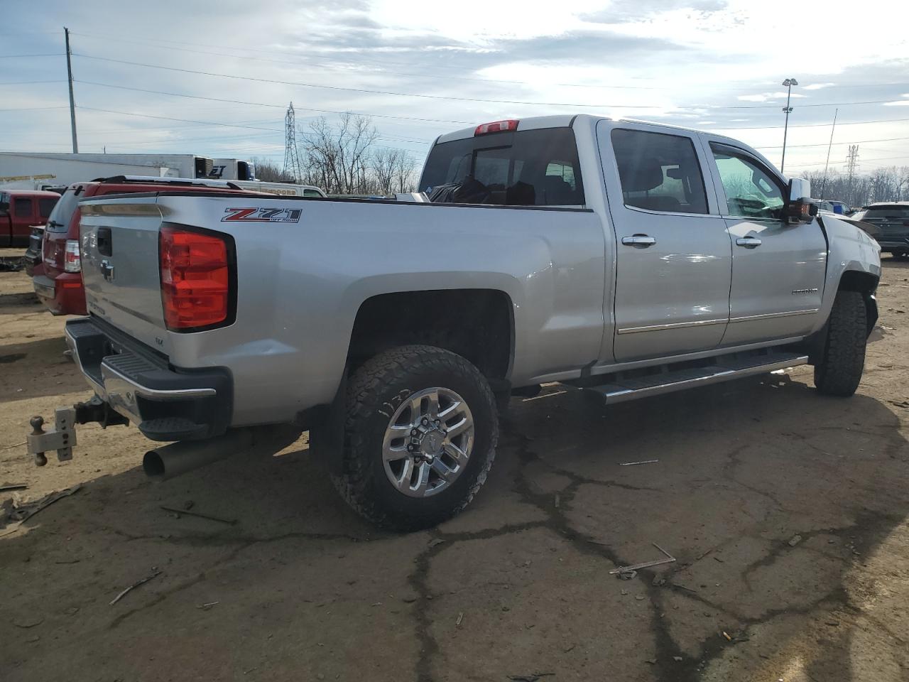 1GC1KWEY1HF201687 CHEVROLET ALL Models 2017