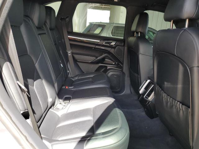 2016 PORSCHE CAYENNE WP1AA2A27GKA37153