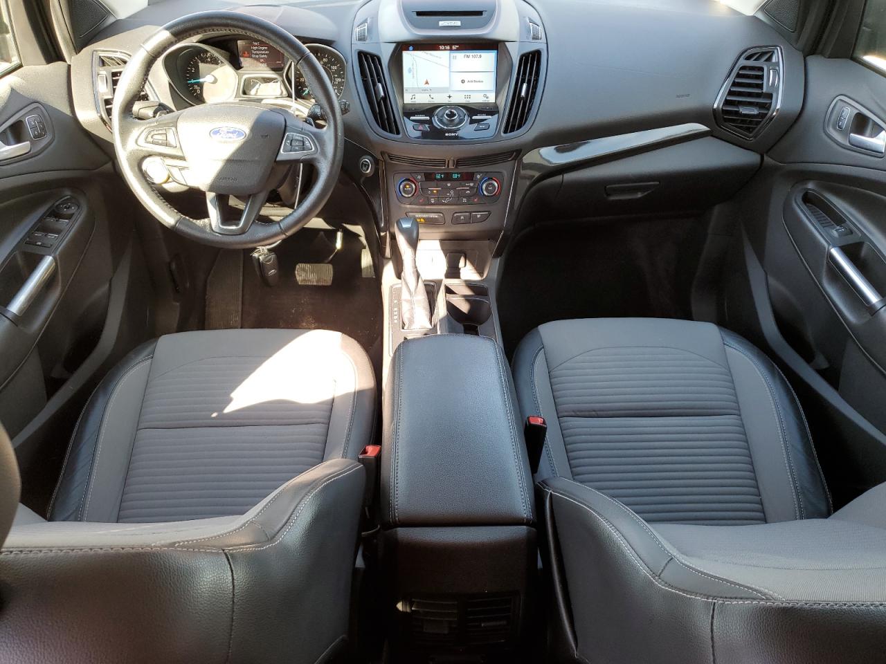 1FMCU0JD9HUC45687 FORD ESCAPE 2017