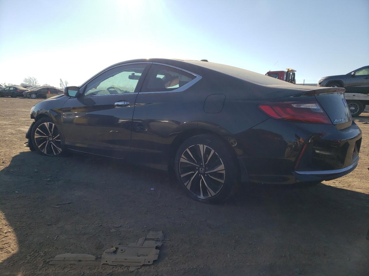 1HGCT1A7XHA001881 HONDA ACCORD 2017