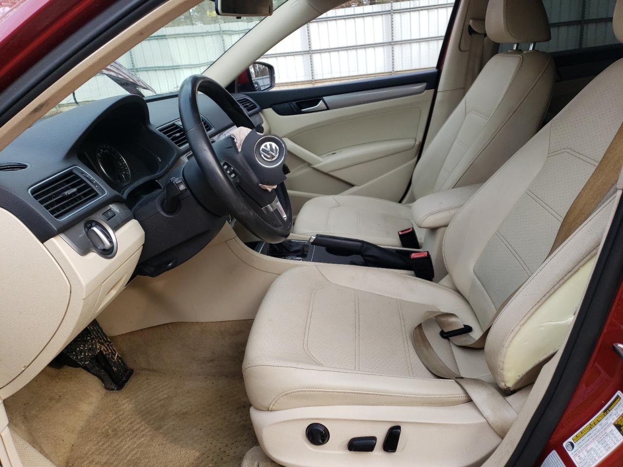 1VWAS7A36FC102052 2015 Volkswagen Passat S