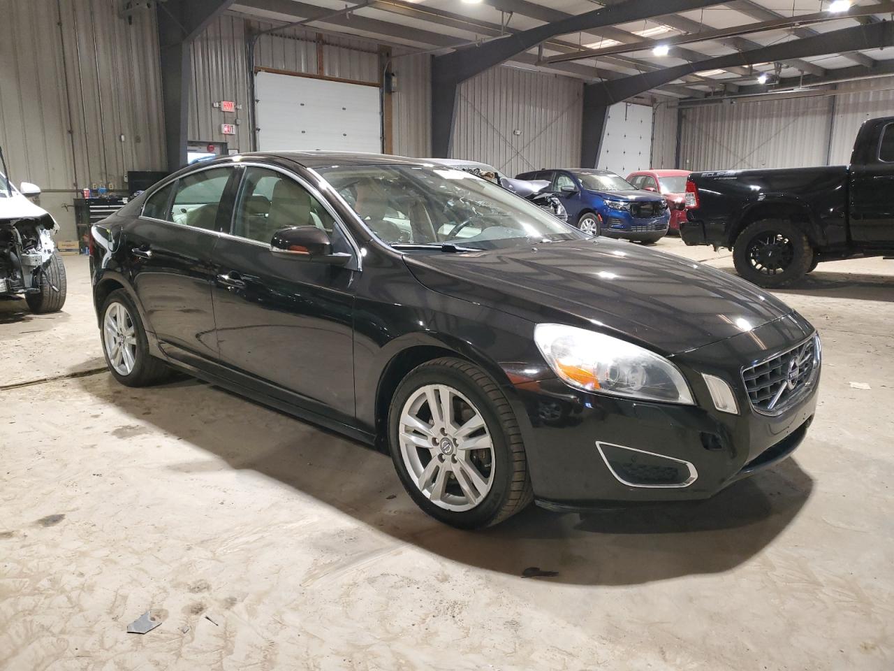 yv1612fhxd2185548 YV1612FHXD2185548 2013 Volvo S60 T5