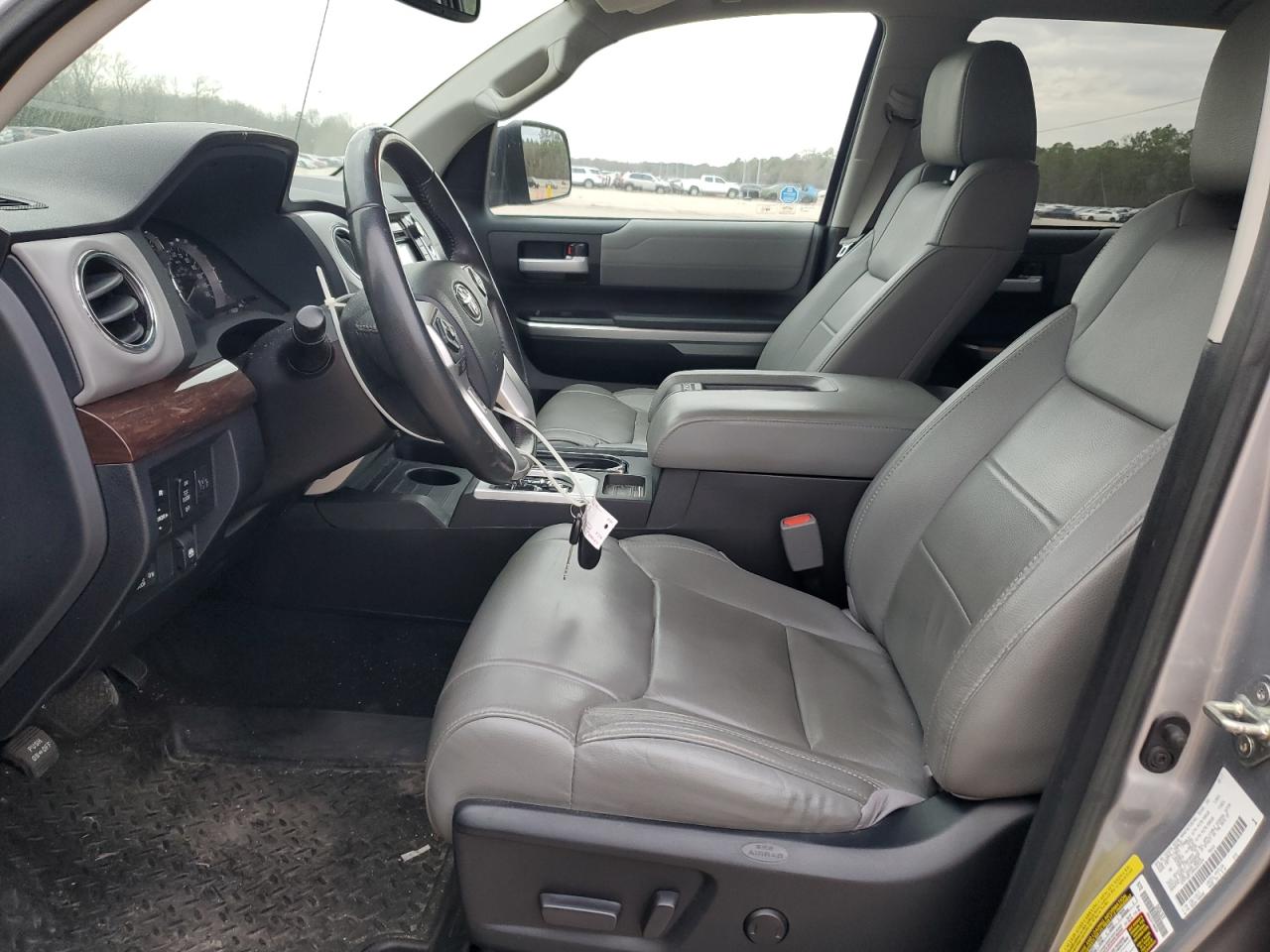 5TFFW5F18HX225324 TOYOTA TUNDRA 2017