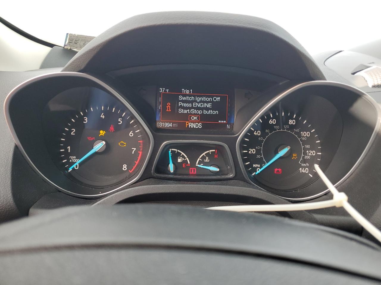 1FMCU9J91HUA02147 FORD ESCAPE 2017
