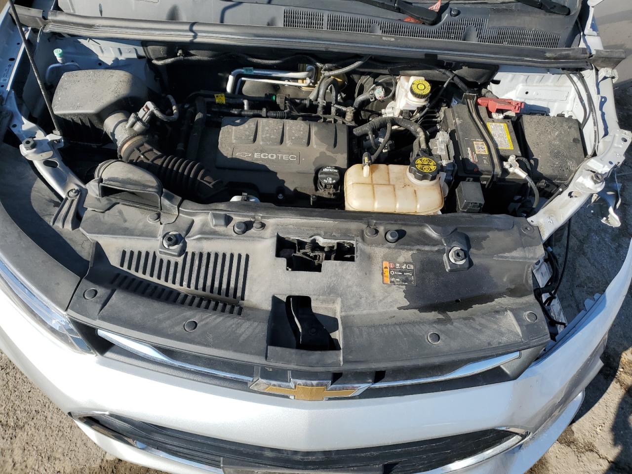 KL7CJKSB2JB717622 CHEVROLET TRAX 2018