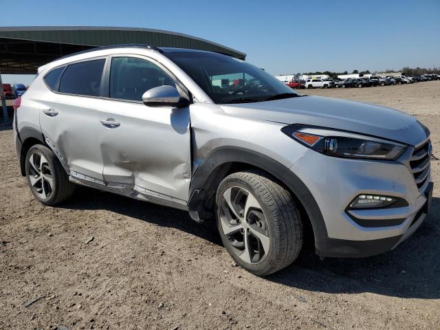 2018 Hyundai Tucson Val 1.6L(VIN: KM8J33A29JU678104