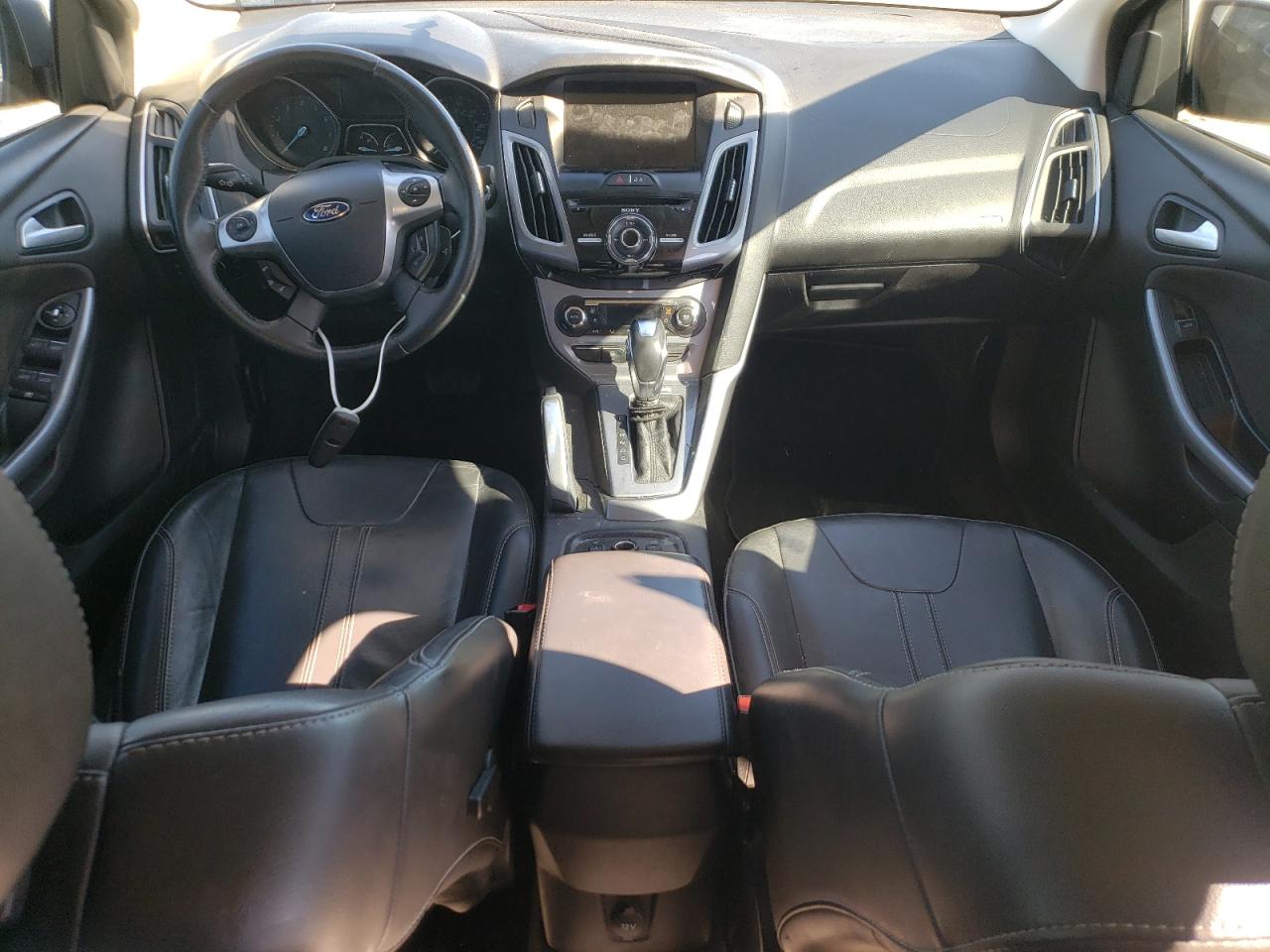 1FADP3J23DL379388 2013 Ford Focus Titanium