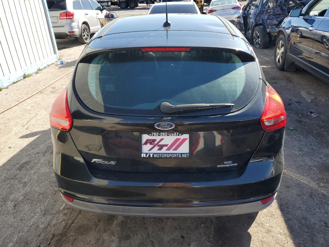 1FADP3K27FL321916 2015 Ford Focus Se
