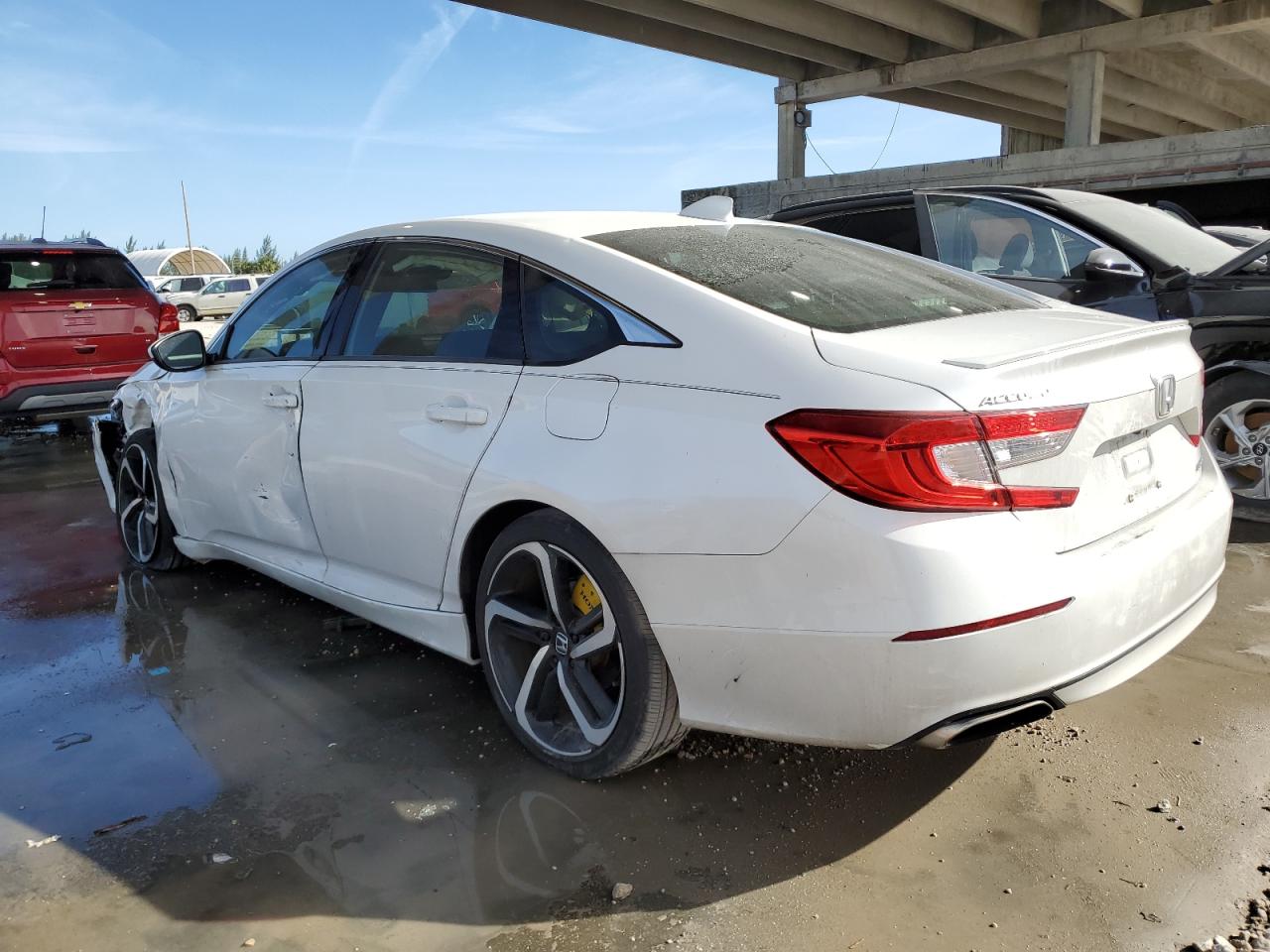 1HGCV1F35JA215831 HONDA ACCORD 2018