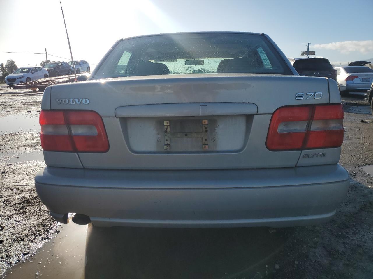 YV1LS56D4Y2661250 2000 Volvo S70 Glt