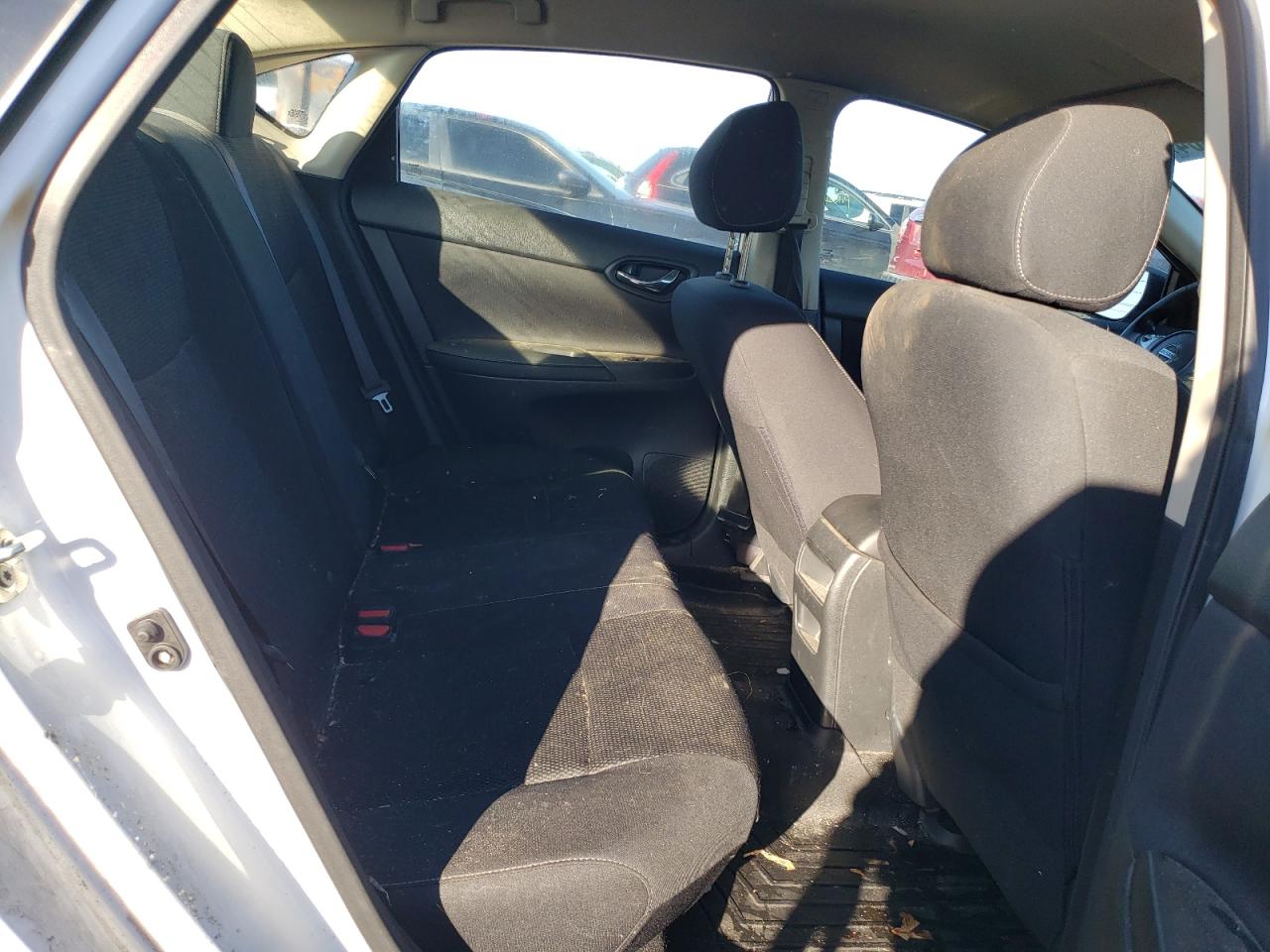 3N1AB7AP8KY216838 NISSAN SENTRA 2019