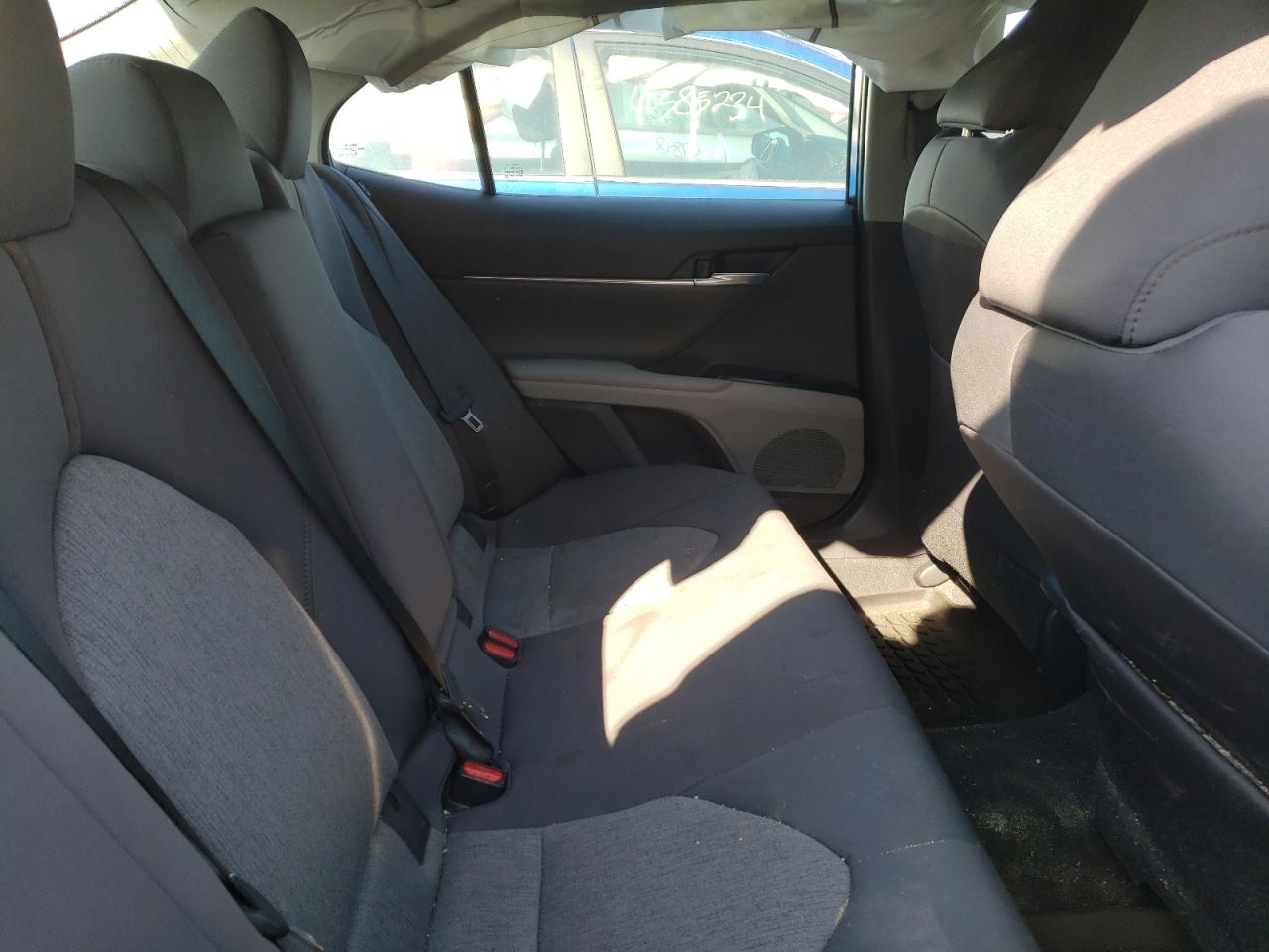 4T1B11HK0JU552914 TOYOTA CAMRY 2018