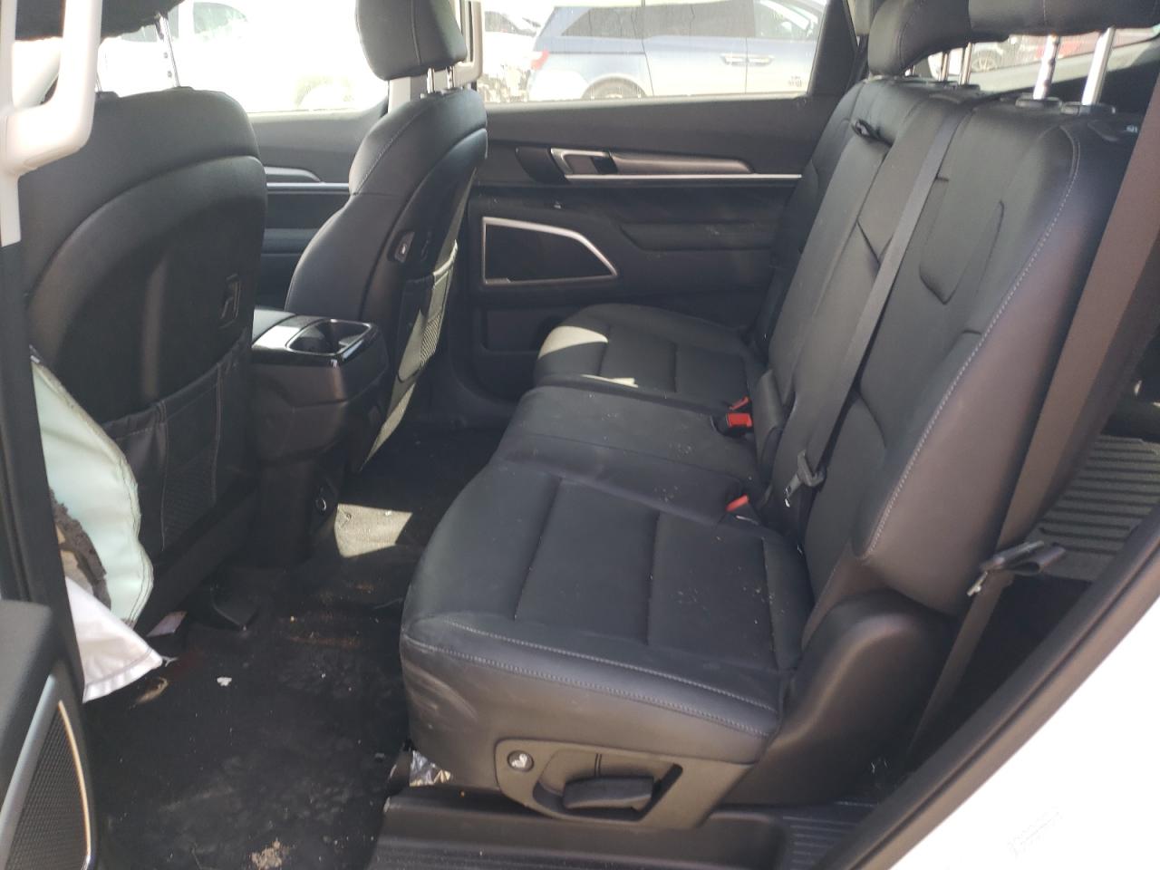 5XYP2DHC0NG311640 2022 Kia Telluride Lx 5XYP2DHC0NG311640 2022 Kia Telluride Lx