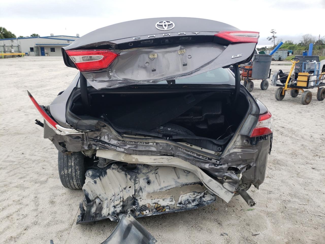 4T1C11AK1LU906991 TOYOTA CAMRY 2020