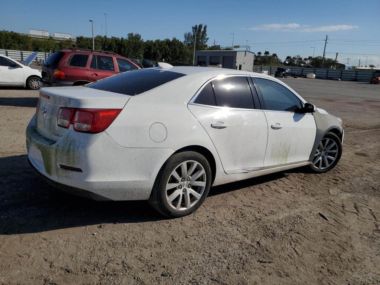 1G11D5SL4FF177677 2015 Chevrolet Malibu 2Lt