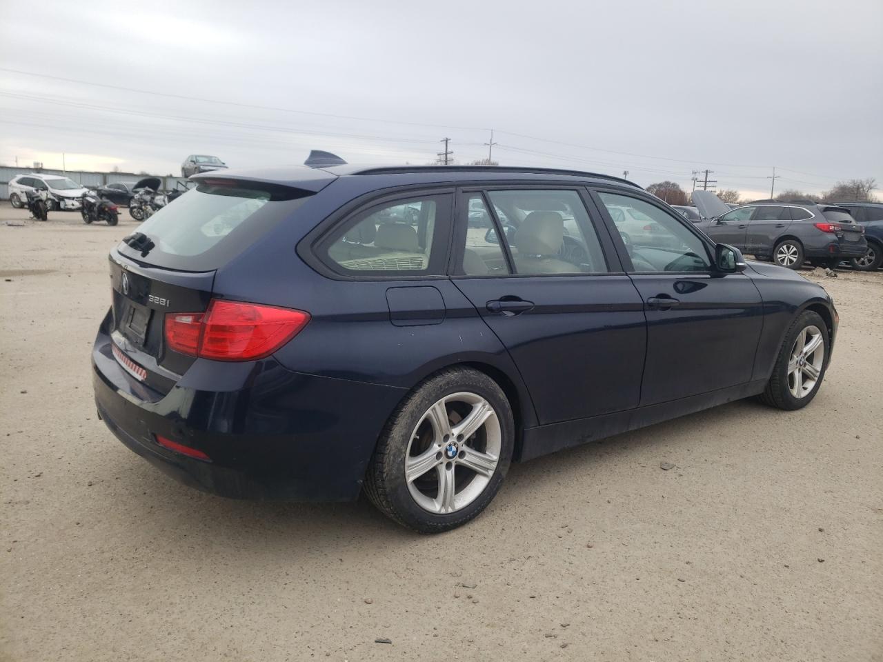 2014 BMW 328 Xi vin: WBA3G7C57EK296460