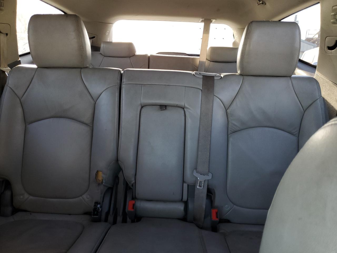 1GNKRJEDXBJ218872 2011 Chevrolet Traverse Lt