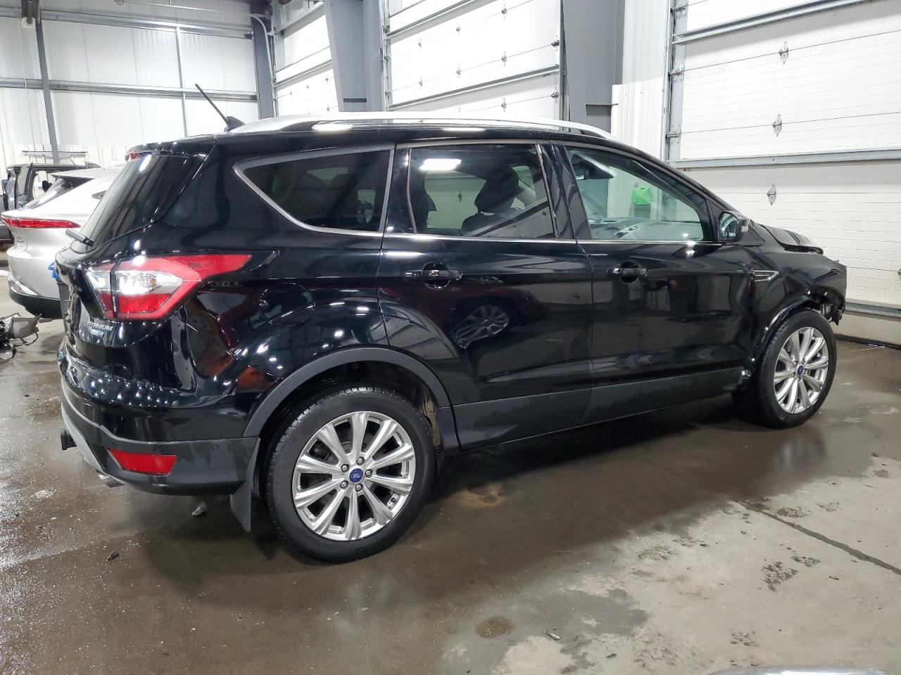 1FMCU9J91JUA31119 FORD ESCAPE 2018
