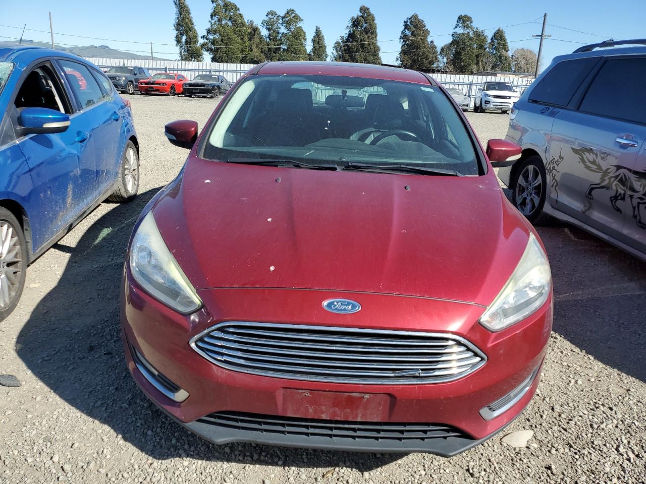 2016 Ford Focus Titanium vin: 1FADP3N23GL325040