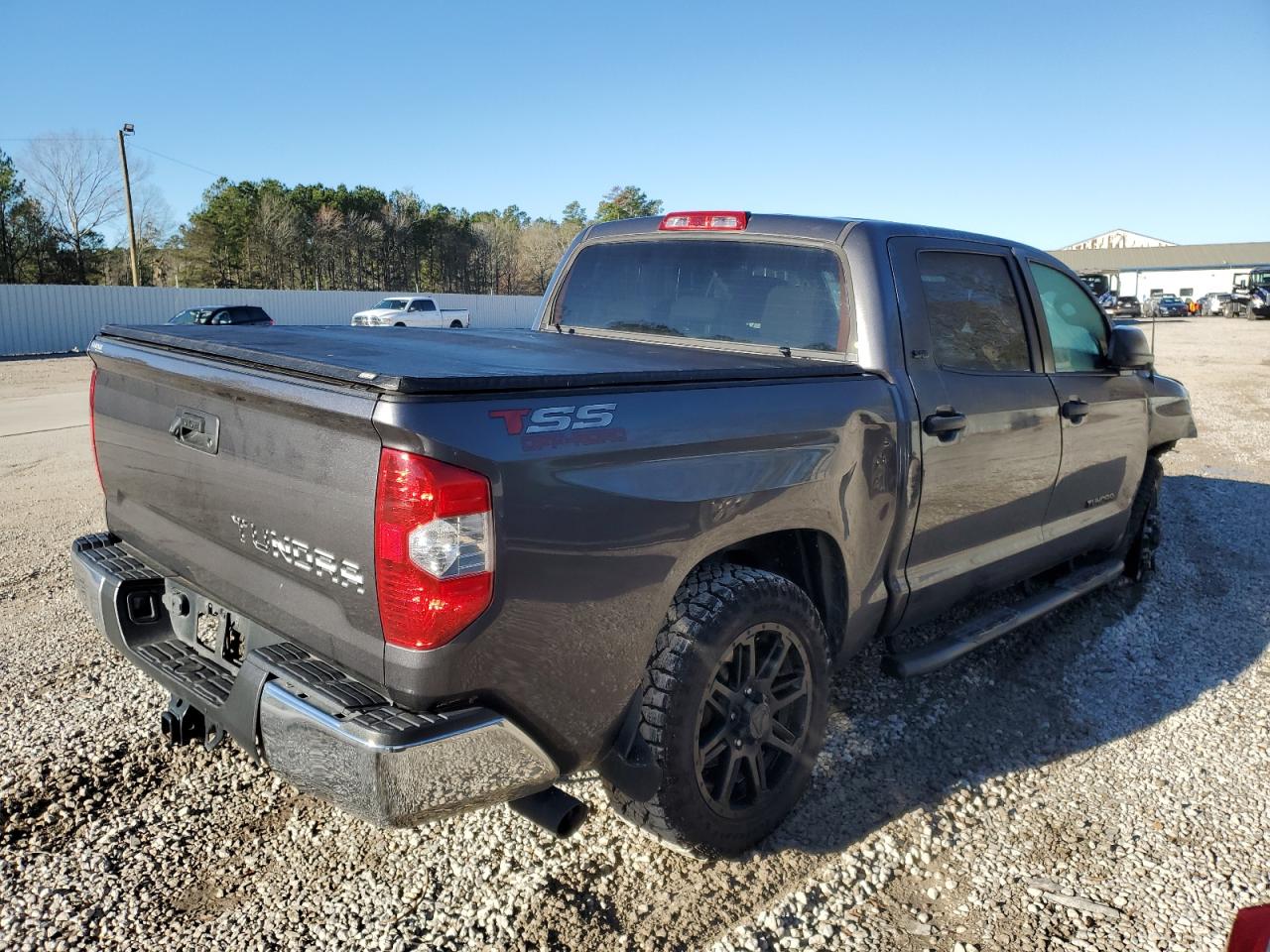 5TFEM5F16KX135856 TOYOTA TUNDRA 2019
