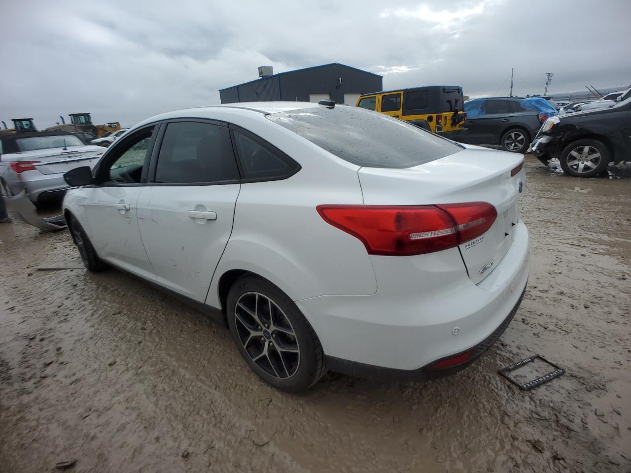 1FADP3H28HL258173 FORD FOCUS 2017
