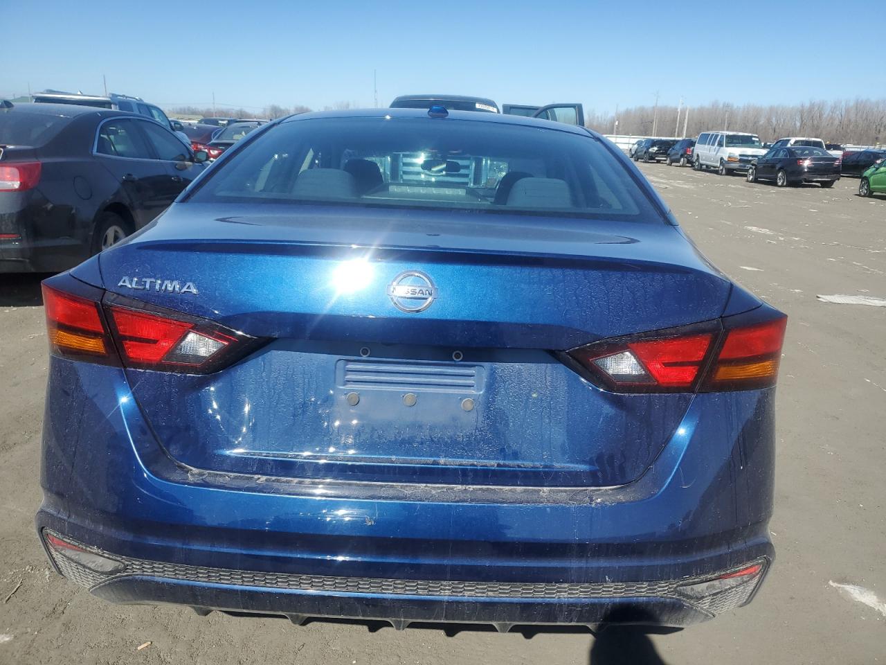 1N4BL4BV2KC130563 NISSAN ALTIMA 2019
