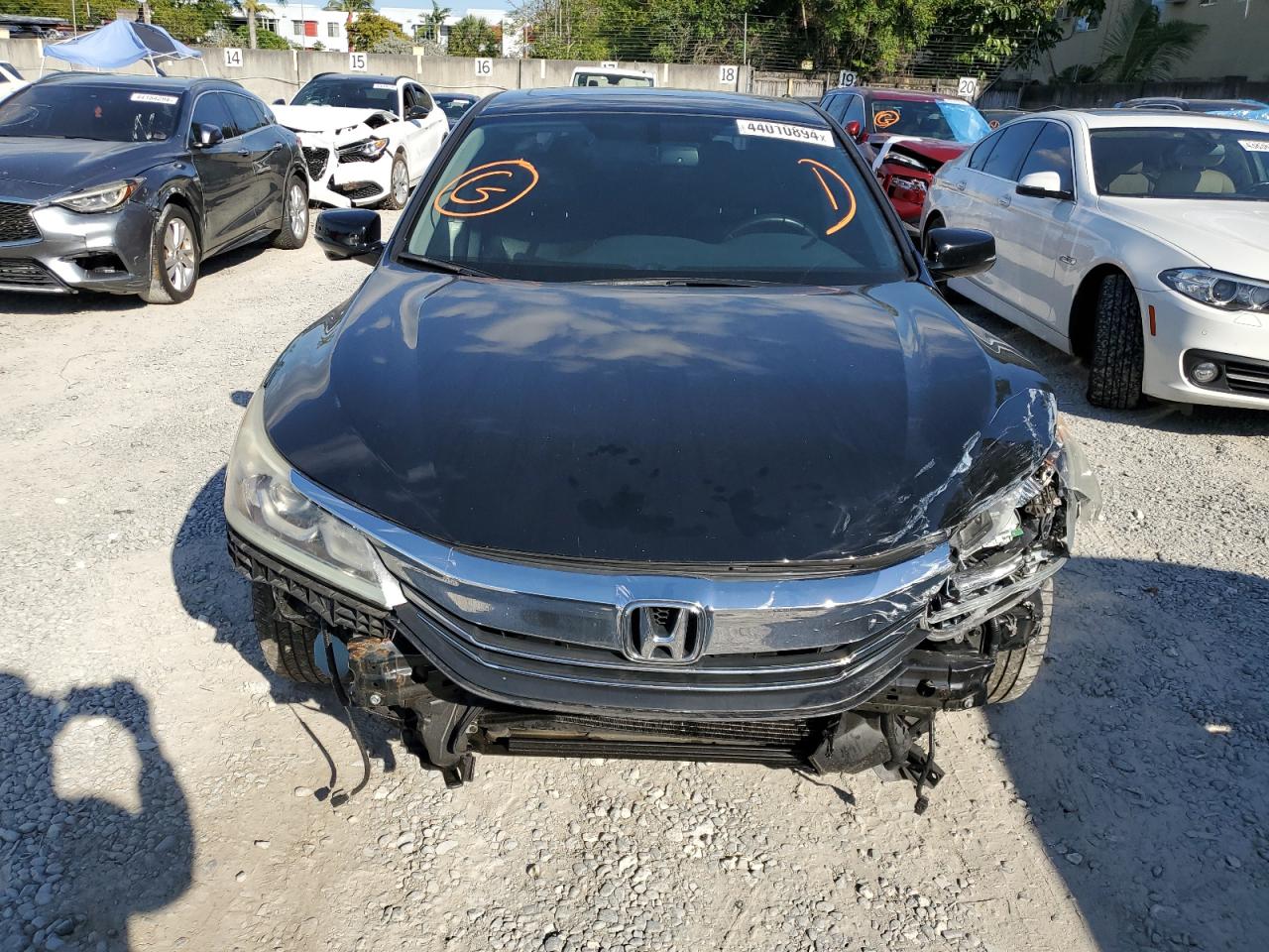 1HGCR2F86GA037121 HONDA ACCORD 2016