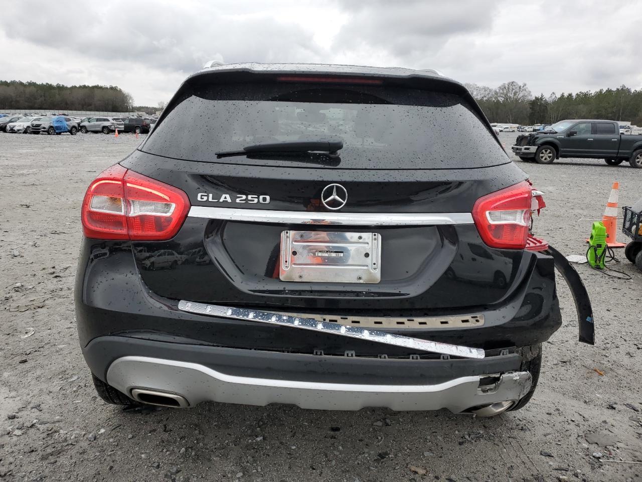 WDCTG4EB8KU017130 MERCEDES-BENZ GLA-CLASS 2019