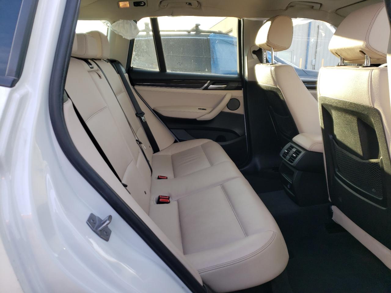 5UXWX9C58H0T14877 BMW X3 2017
