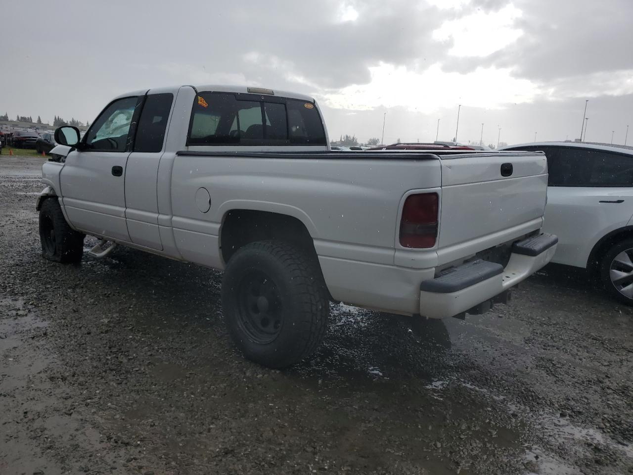 3B7HF13Z3XM562418 1999 Dodge Ram 1500