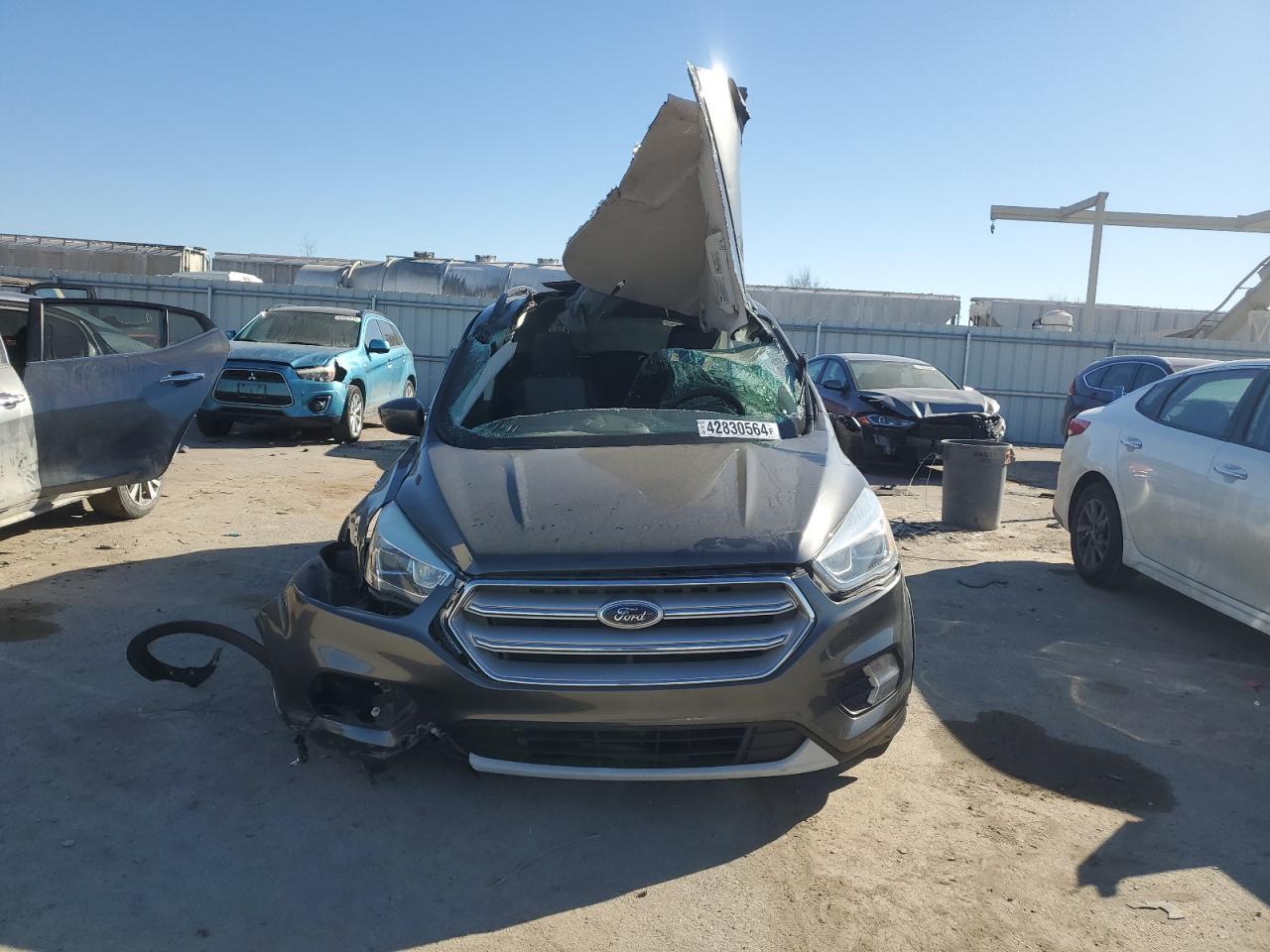 1FMCU9G91HUE28959 FORD ESCAPE 2017