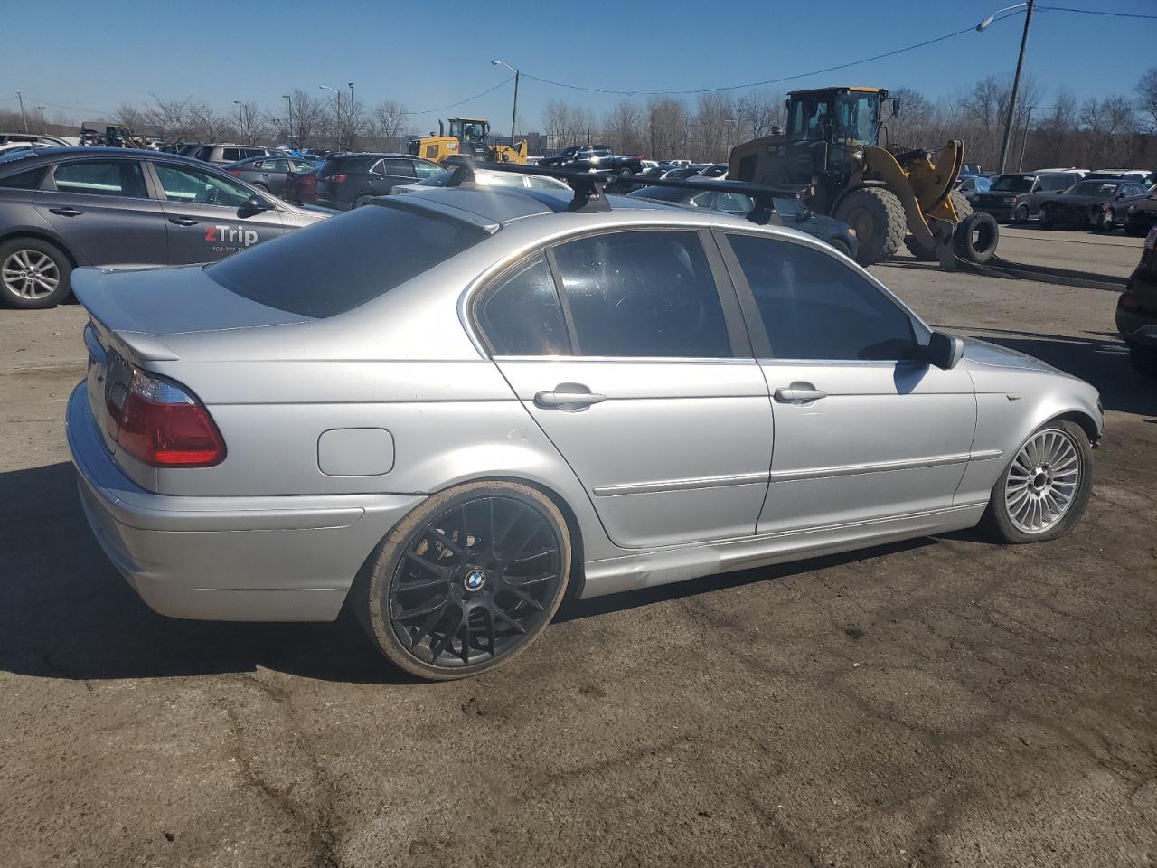 WBAEW53473PG23529 2003 BMW 330 Xi