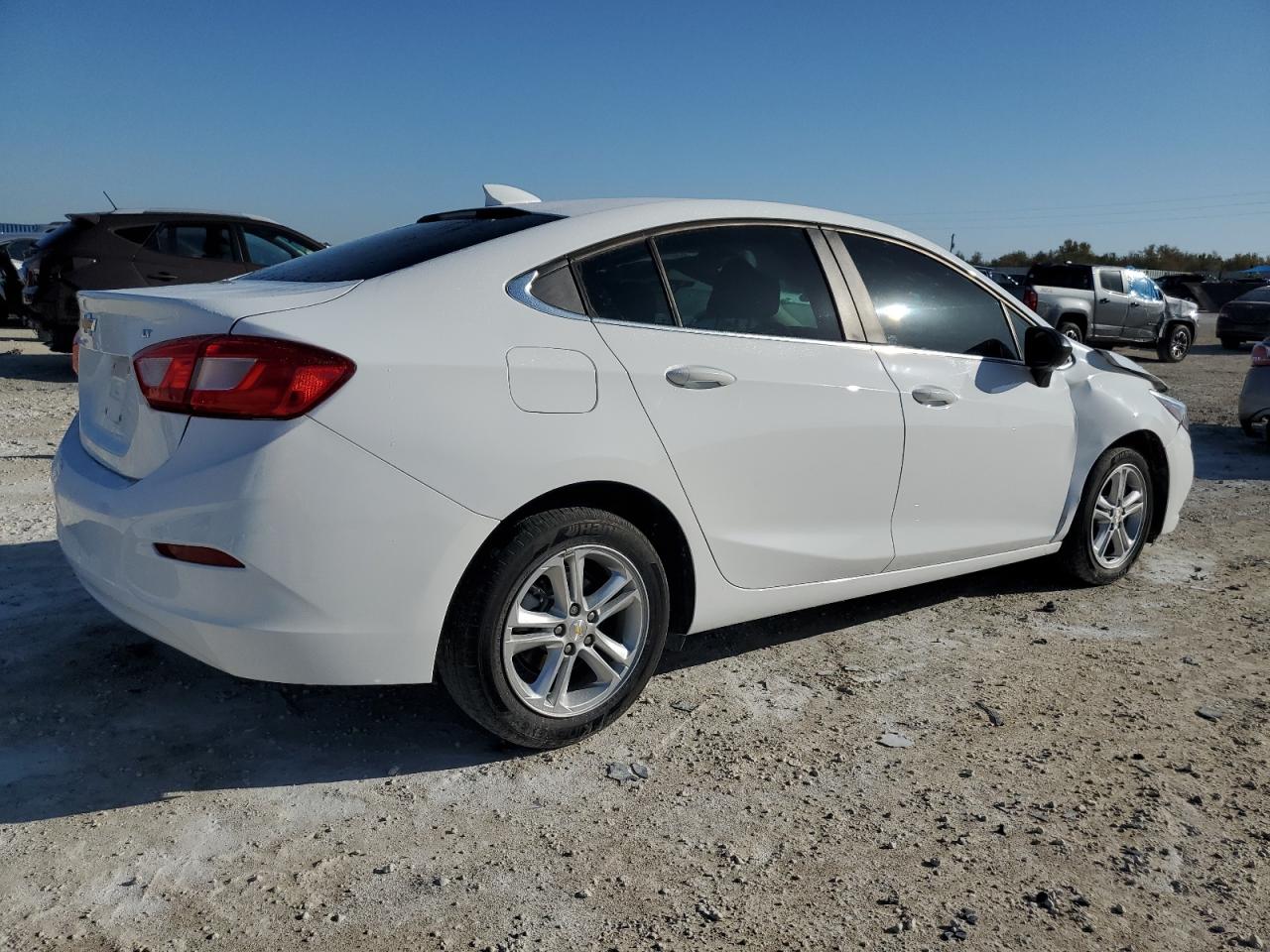 1G1BE5SM1J7190450 CHEVROLET CRUZE 2018