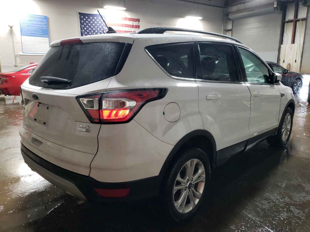 1FMCU9HD5JUA96369 FORD ESCAPE 2018